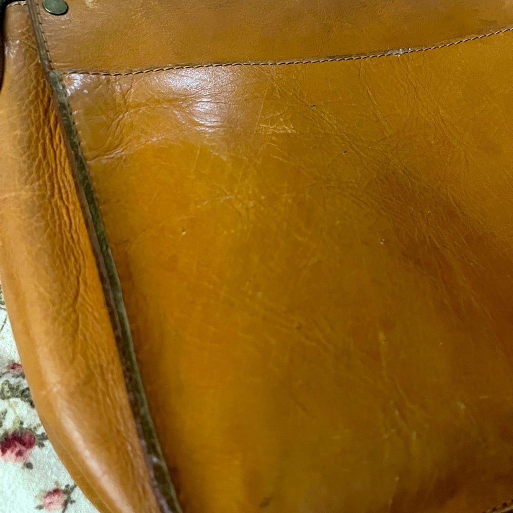 Madewell Leather Crossbody Purse - Picture 3 of 11
